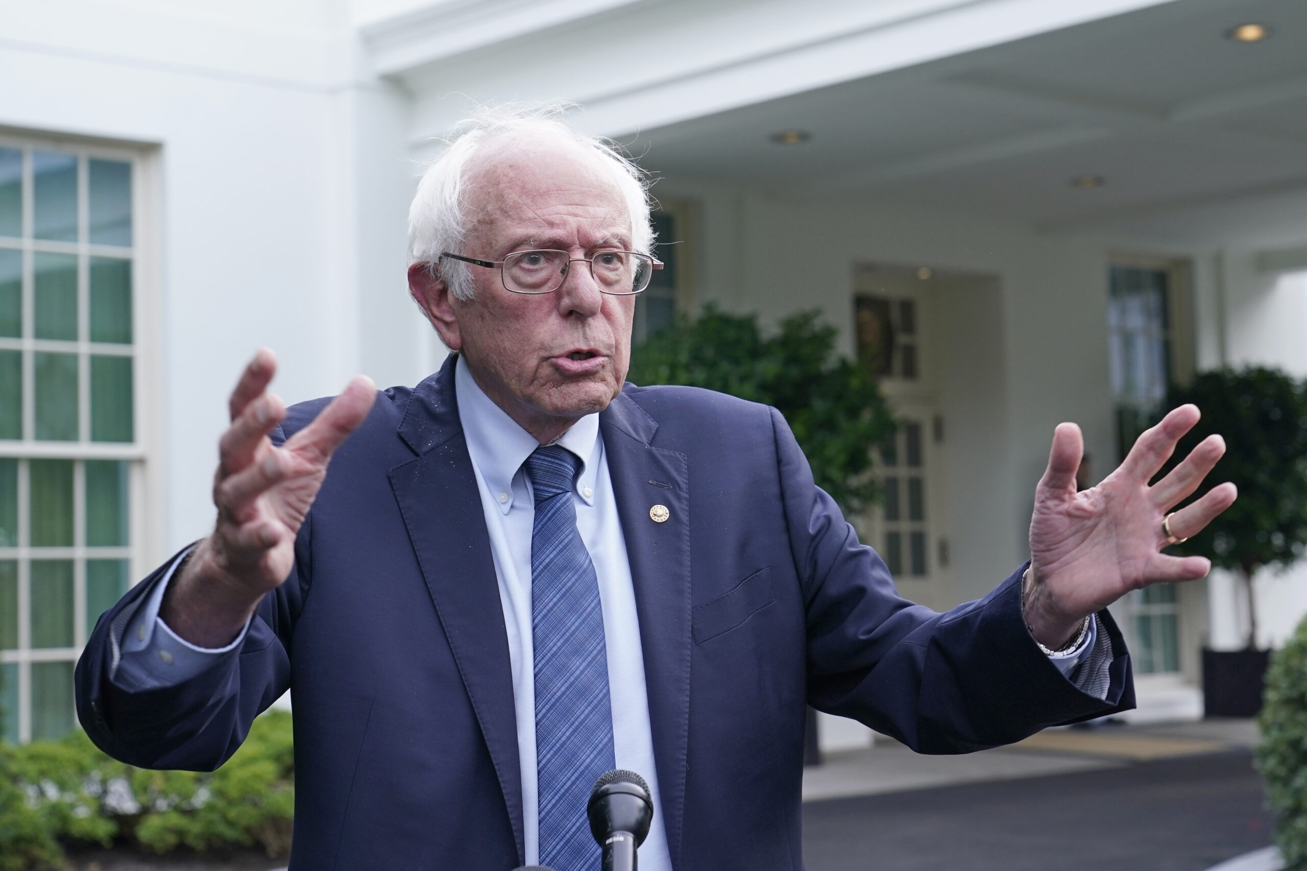 Sanders defends holding single-senator hearing at New Jersey site of nurses strike