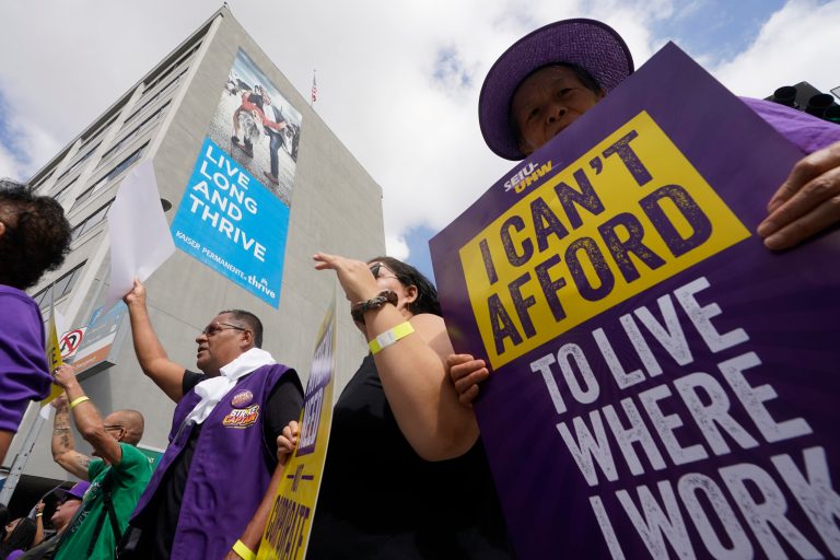 Frontline healthcare workers hold a demonstration amid workers' simmering concerns over unsafe staffing levels on Labor Day outside Kaiser Permanente Los Angeles Medical Center in Hollywood in Los Angeles, Monday, Sep. 4, 2023.