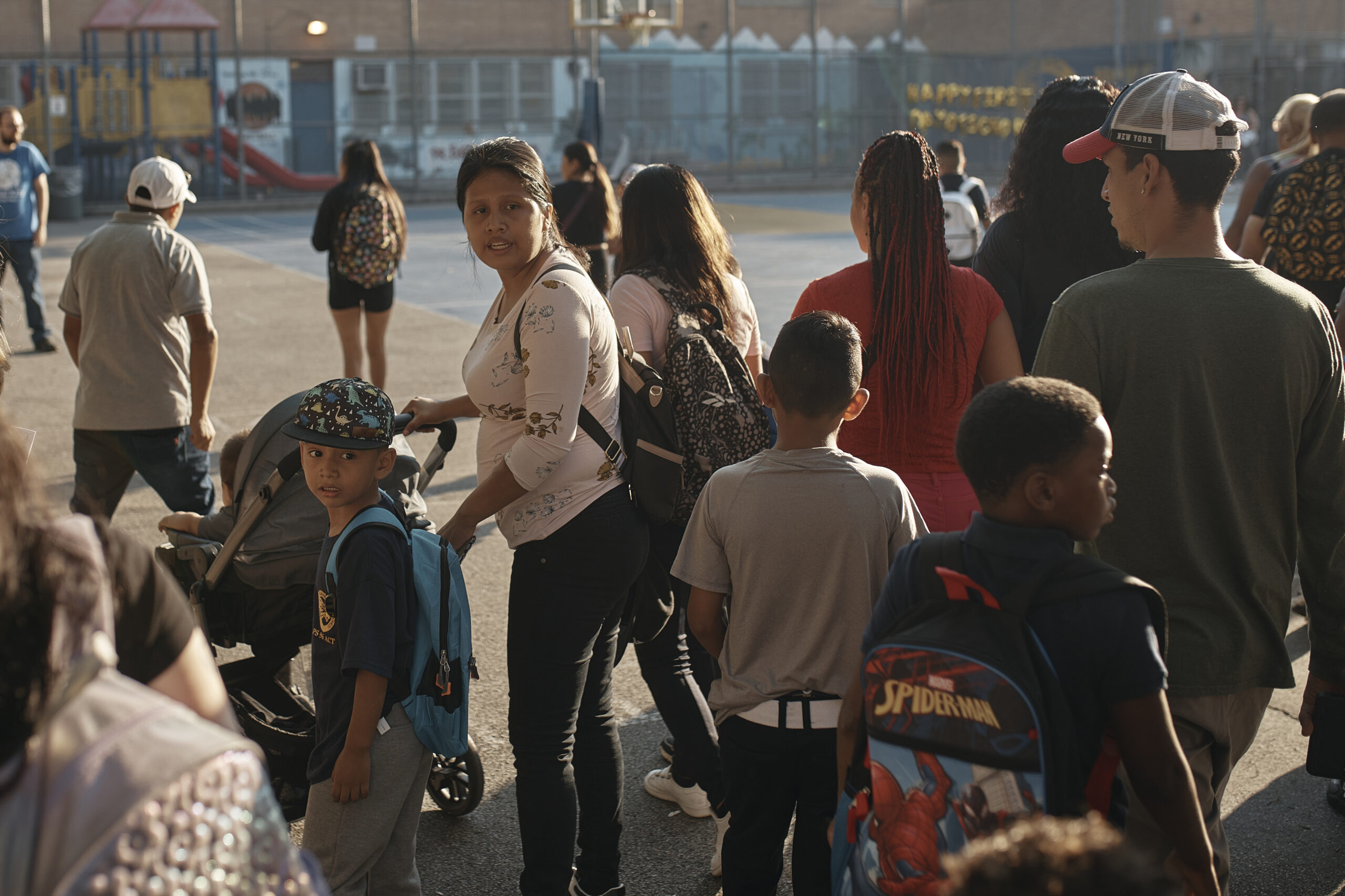 More than 320,000 NYC students are in overcrowded classrooms, teachers union says