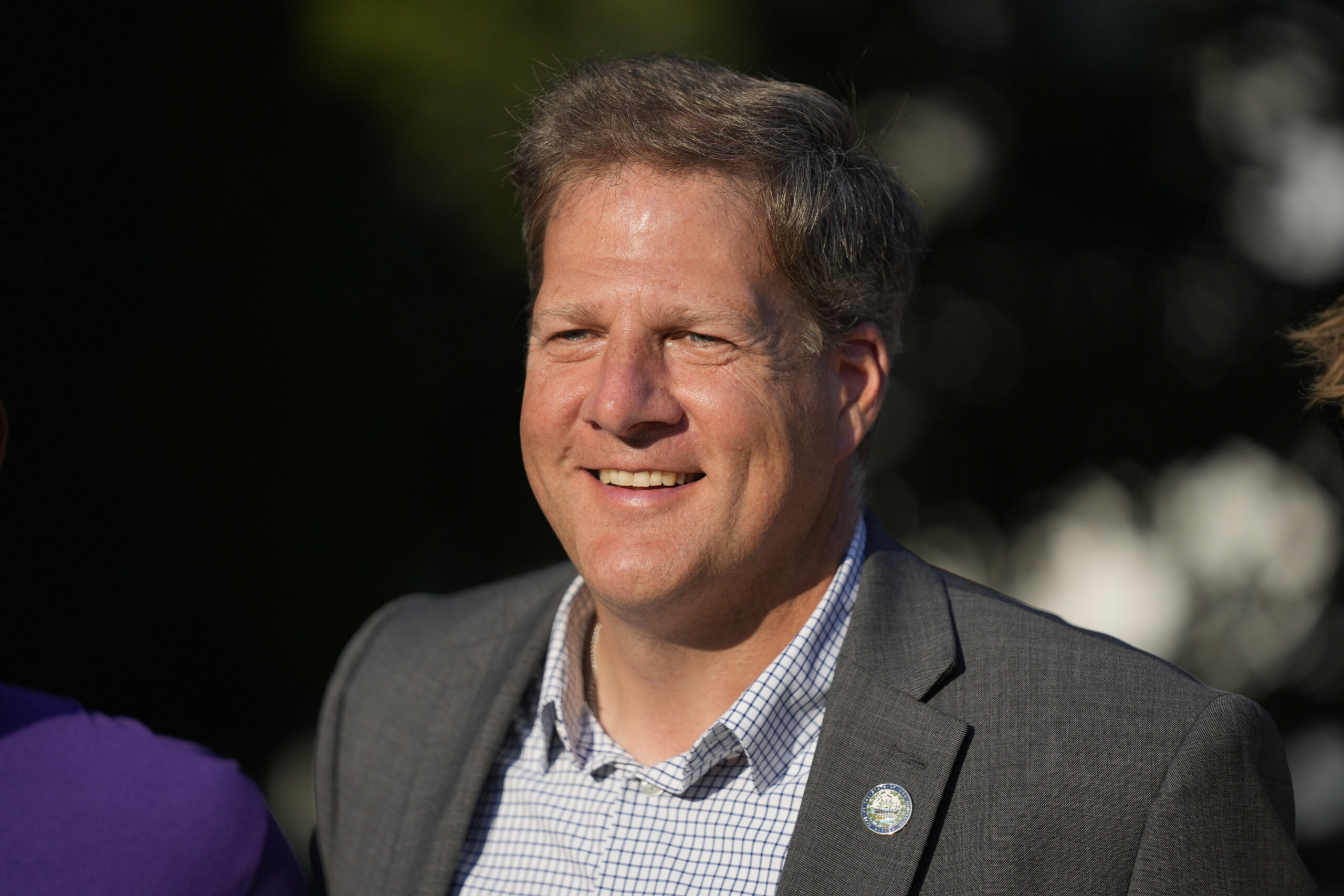 Sununu withholding pivotal endorsement that could shake up GOP primary in early voting state
