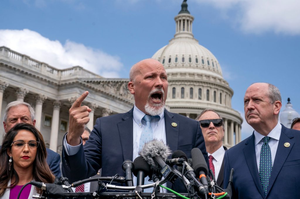Government spending fight spells trouble for McCarthy speakership