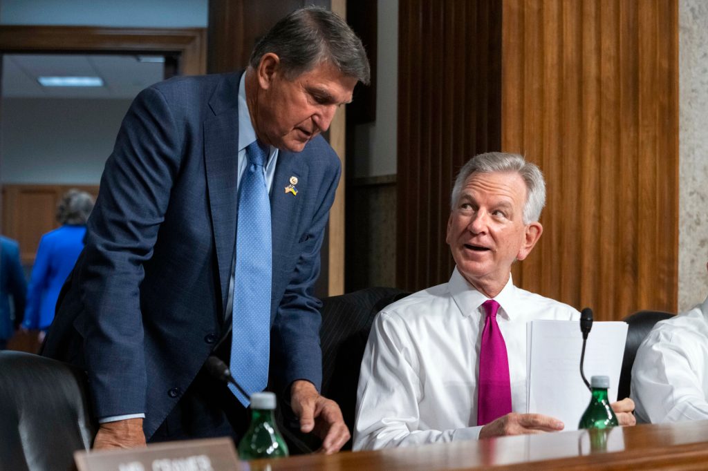 Manchin circulates petition to reverse dress code relaxation: Report