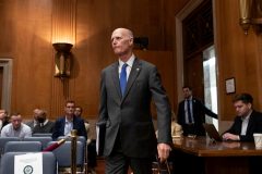 GOP senators led by Scott vow to halt legislation not related to budget