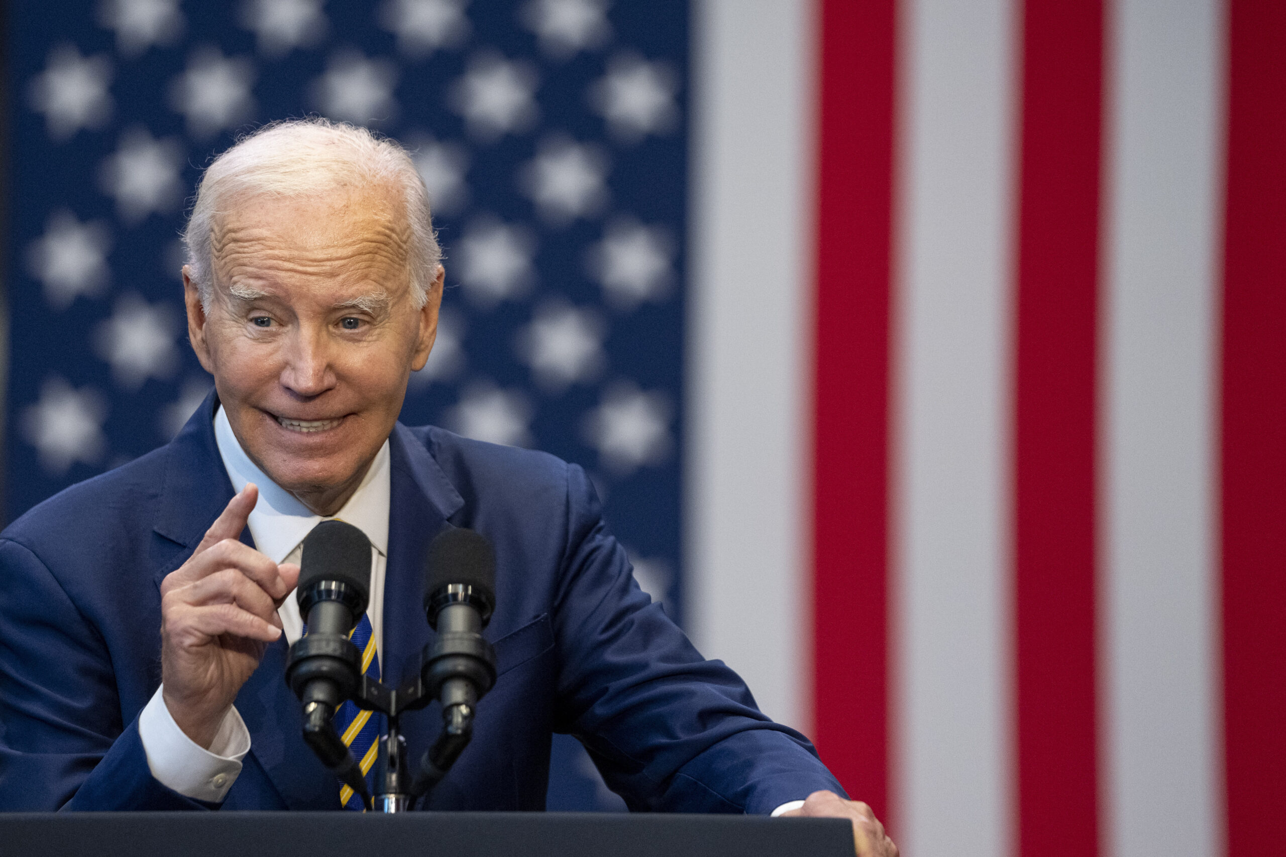 Biden speaks with UAW president and auto companies ahead of possible strike
