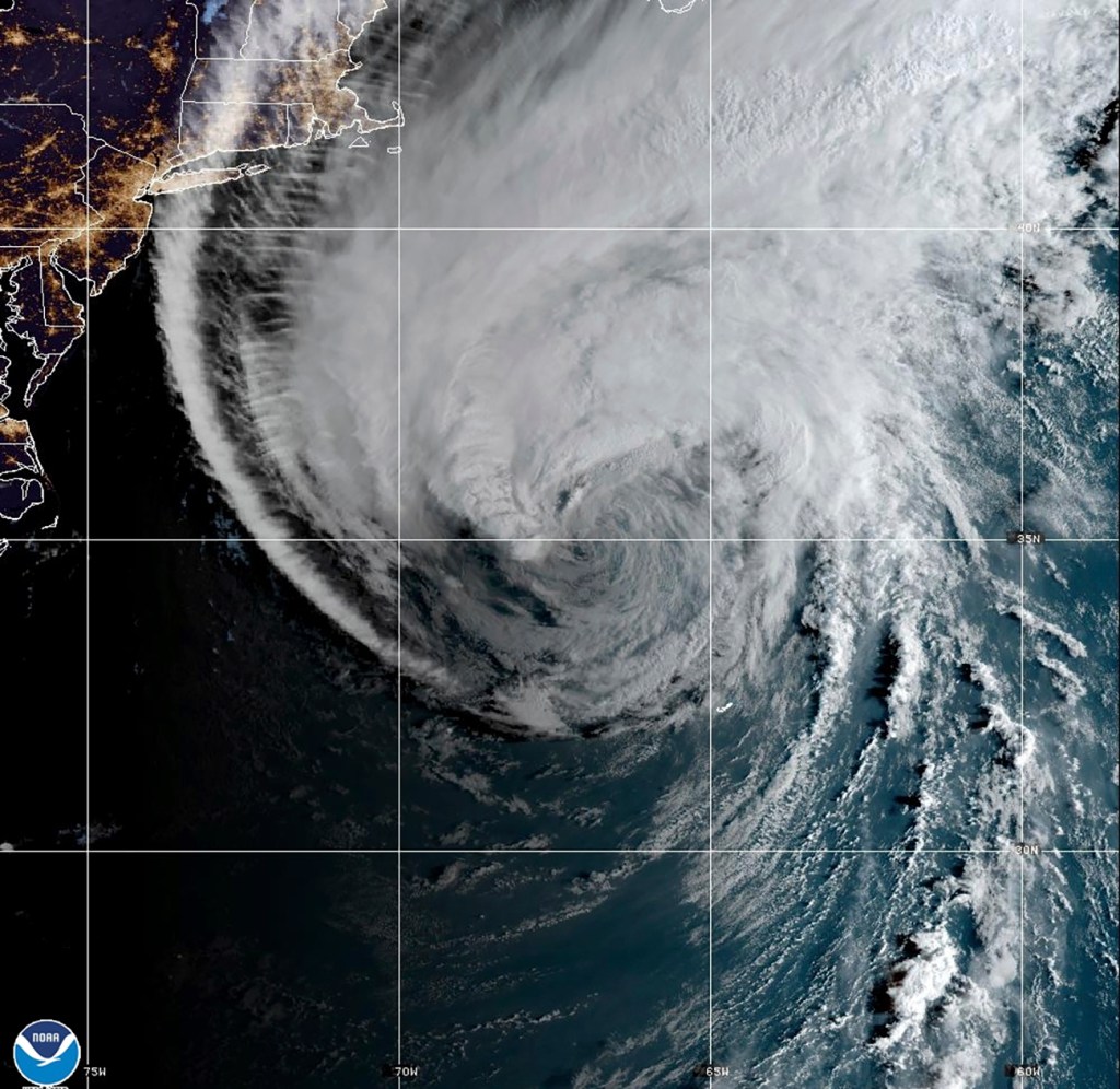 Atlantic storm Lee lashes New England and Canada