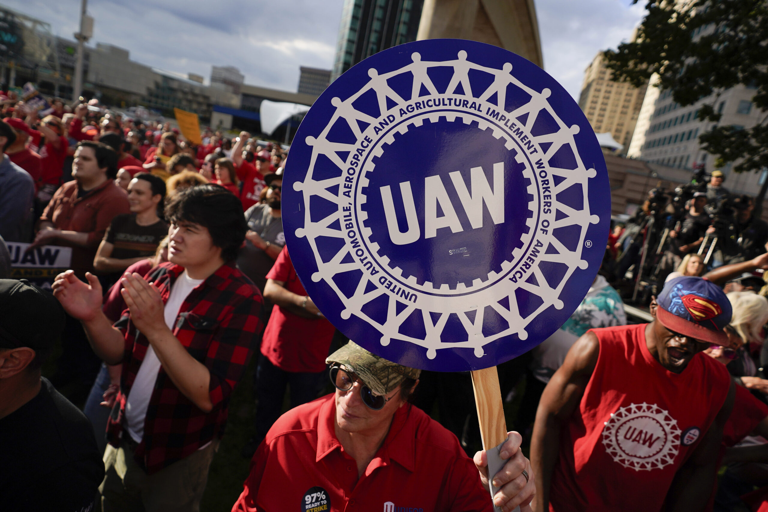 UAW strike: Union accuses automakers of ‘trying to put the squeeze’ with reported layoffs