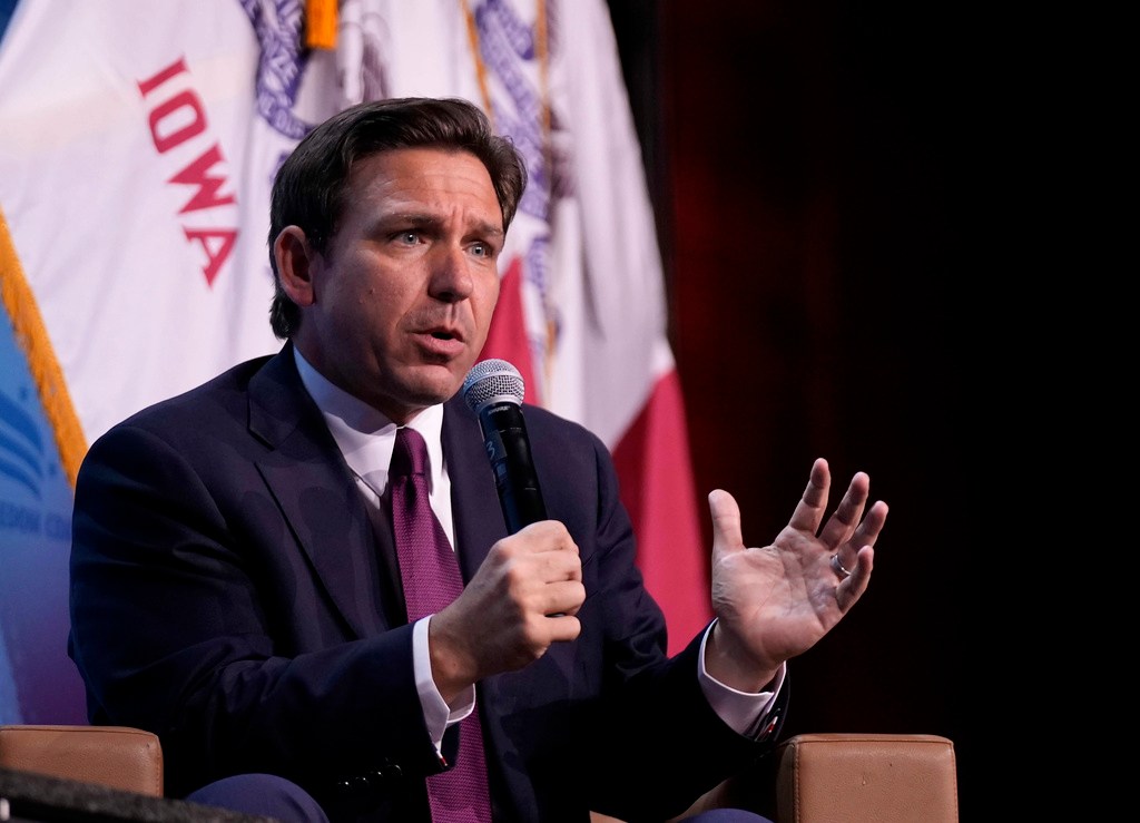 The Debrief with David Mark: Gov. Ron DeSantis is not thriving in GOP primary, polls say