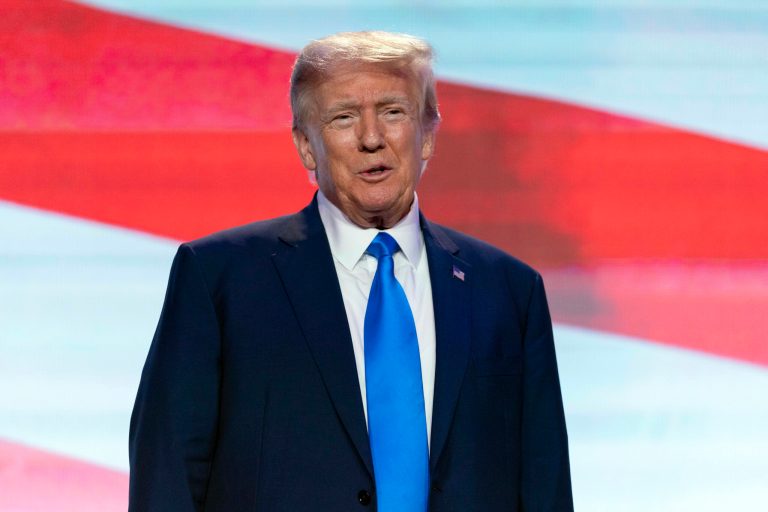 WATCH LIVE: Trump to deliver remarks during Iowa campaign stop