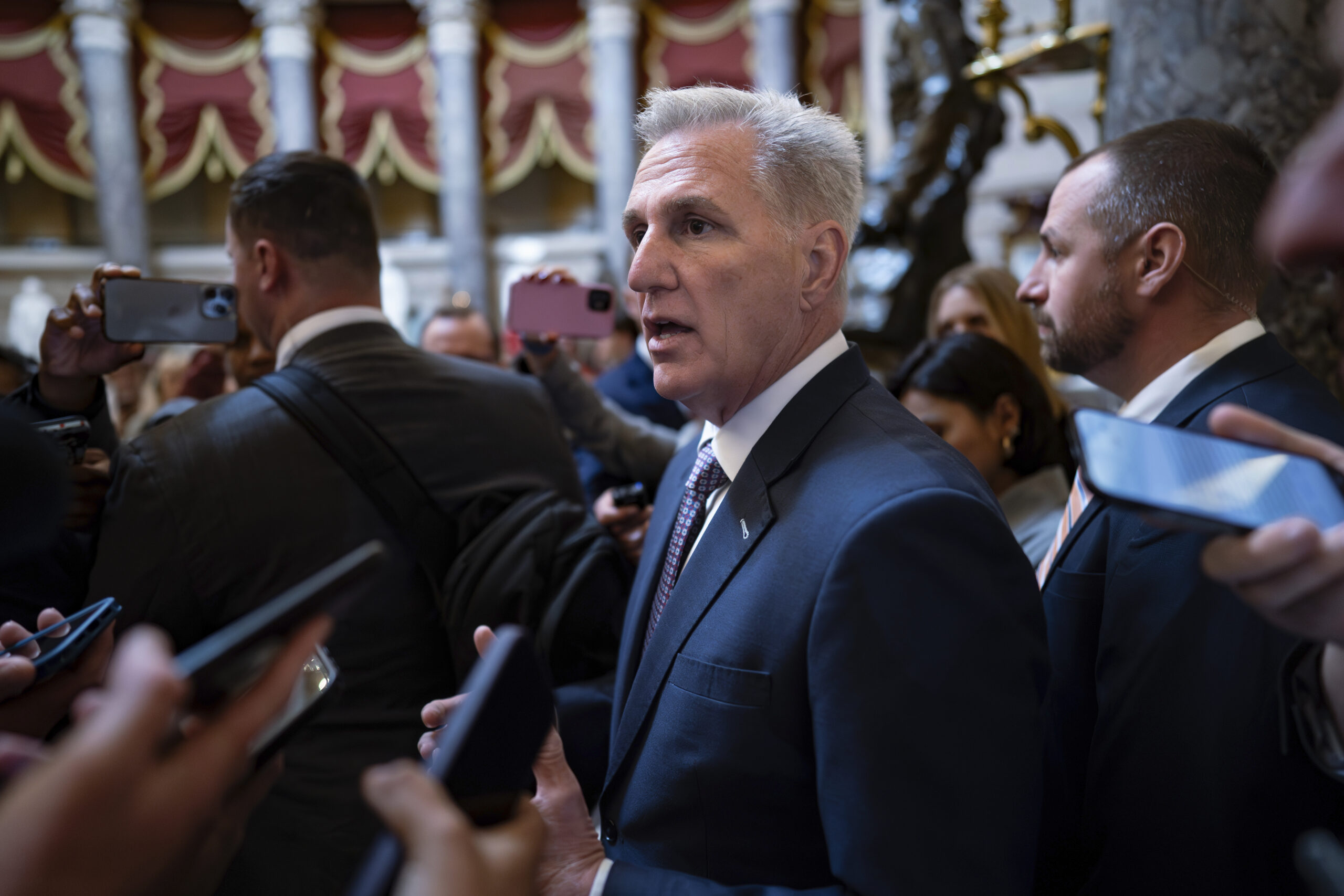 Stopgap government funding measure overcomes first procedural hurdle in House