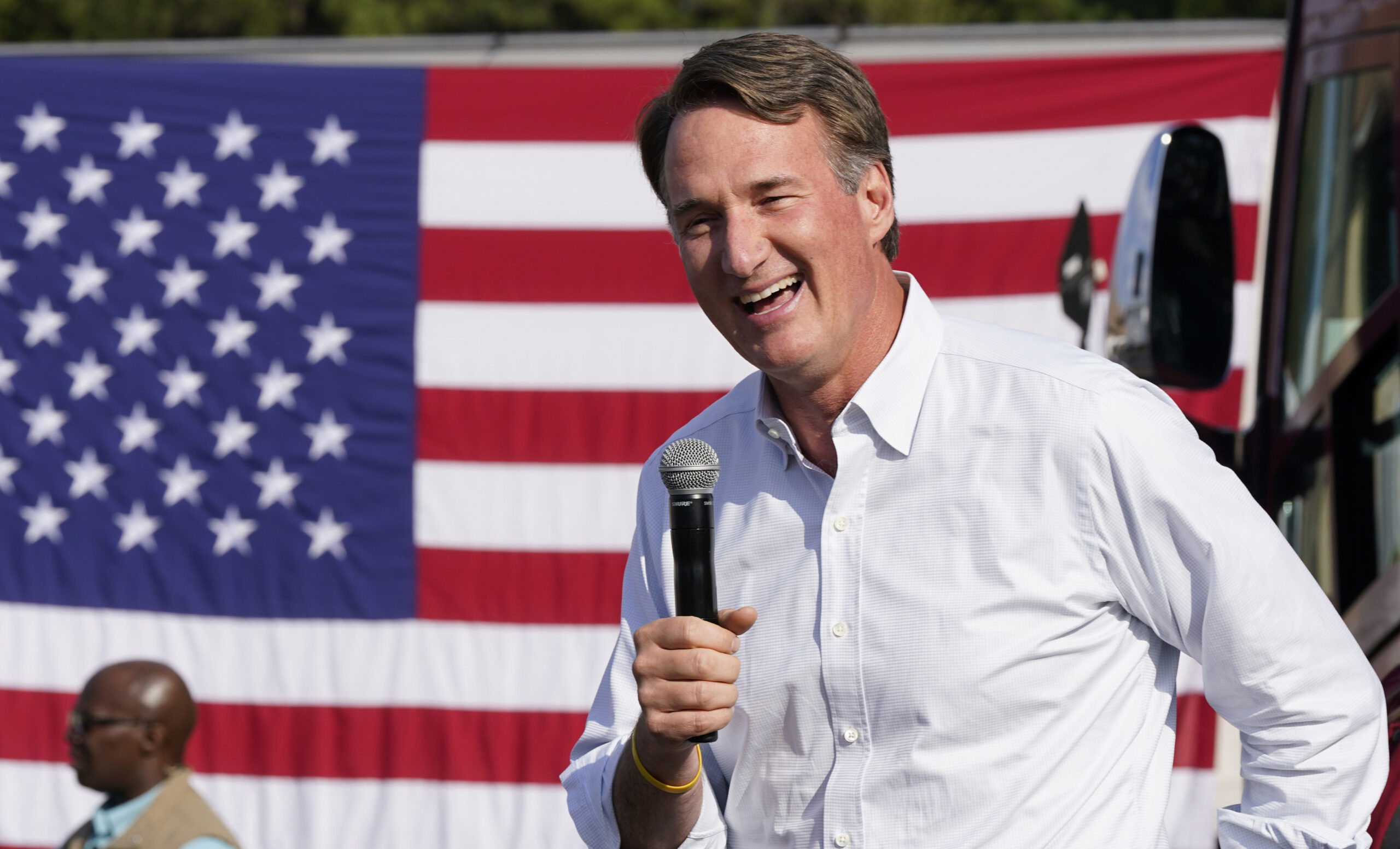 Virginia Democrats aren’t campaigning against Youngkin ahead of Tuesday elections