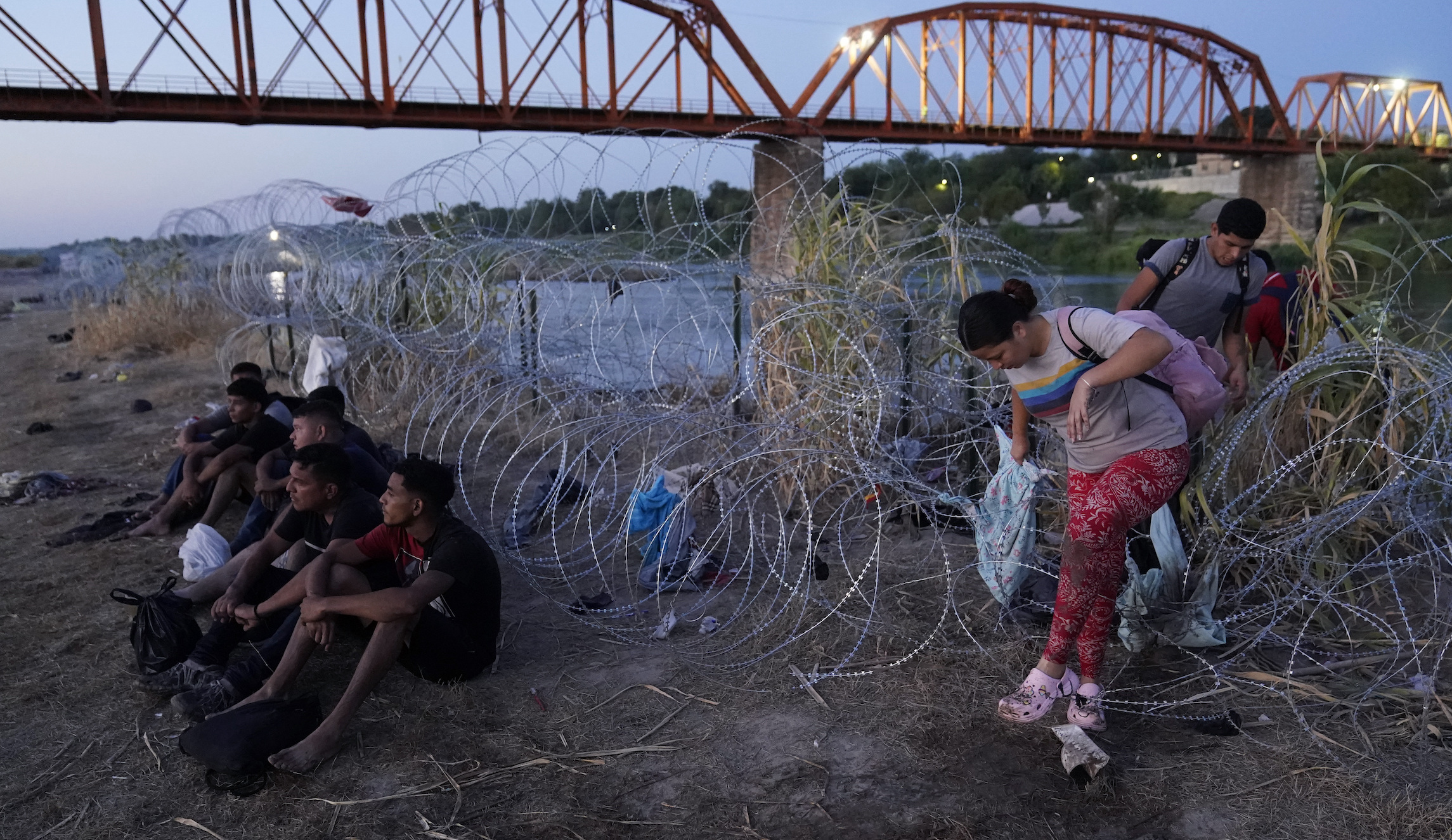 Eagle Pass mayor pleads with Biden for help as 17,000 immigrants arrested in 10 days