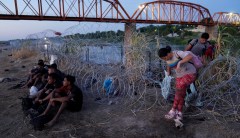 Eagle Pass mayor pleads with Biden for help as 17,000 immigrants arrested in 10 days