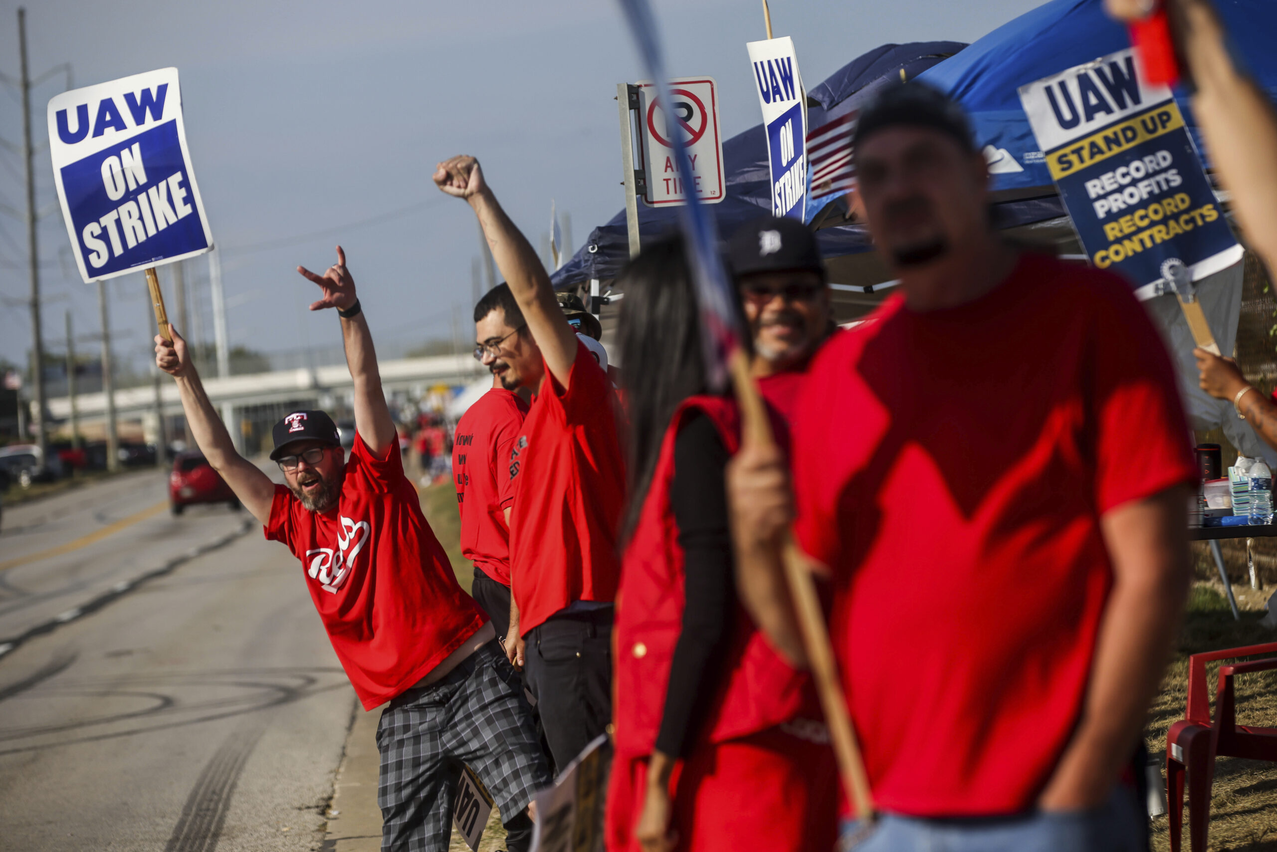 Republicans woo union workers as party grapples with base’s blue-collar shift