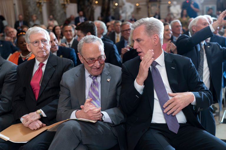 UAW strike: Schumer joins picketers in New York: ‘Gonna fight until we win’