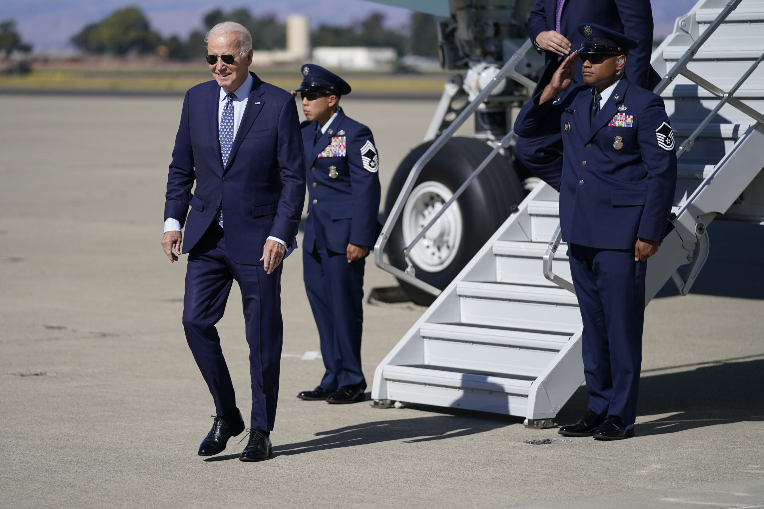 White House memo attacks Comer ahead of Biden impeachment hearing