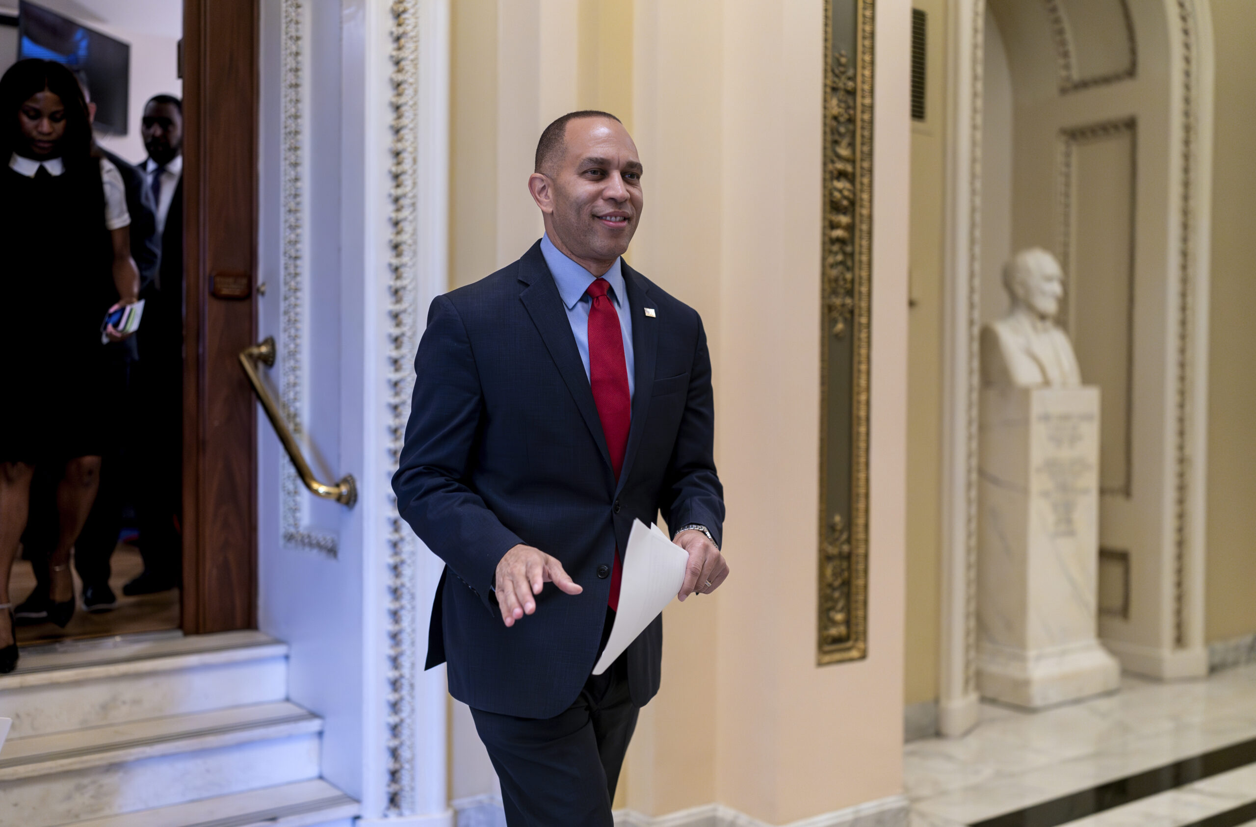 Democrats take victory lap after stopgap spending measure passes House: ‘MAGA Republicans lost’
