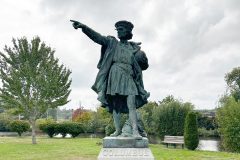 Rhode Island town celebrates Columbus Day by reinstalling statue of explorer