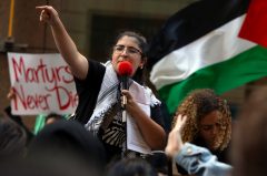 Reporter’s Notebook: How is Biden handling the situation of some Democrats sympathizing with Palestine?