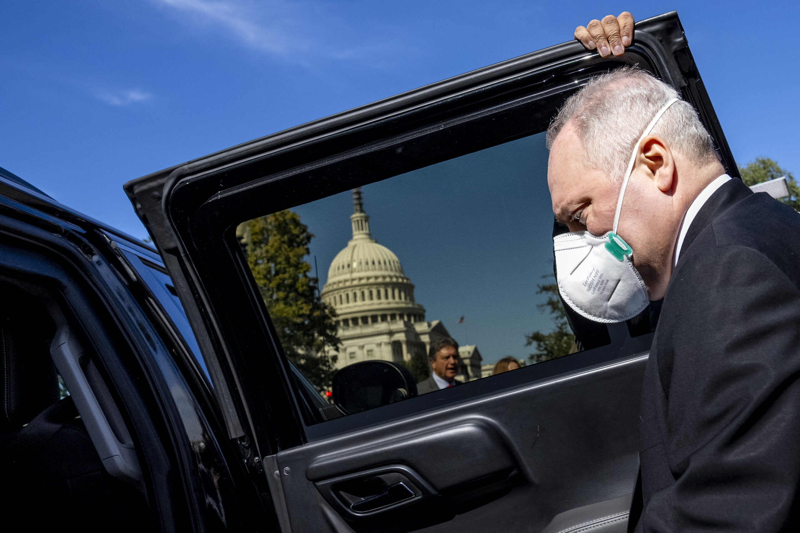 Rasmussen survey shows voters are divided over House speaker drama