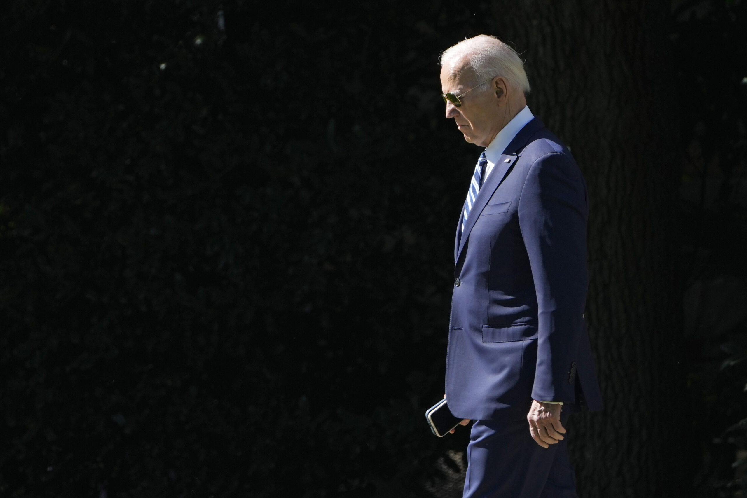 White House maintains hands-off approach to House GOP chaos