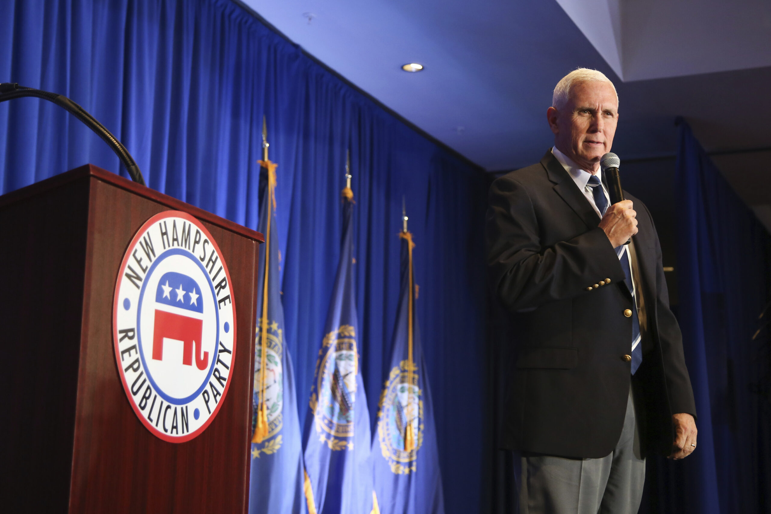 Mike Pence foreshadows fate of shrinking GOP field