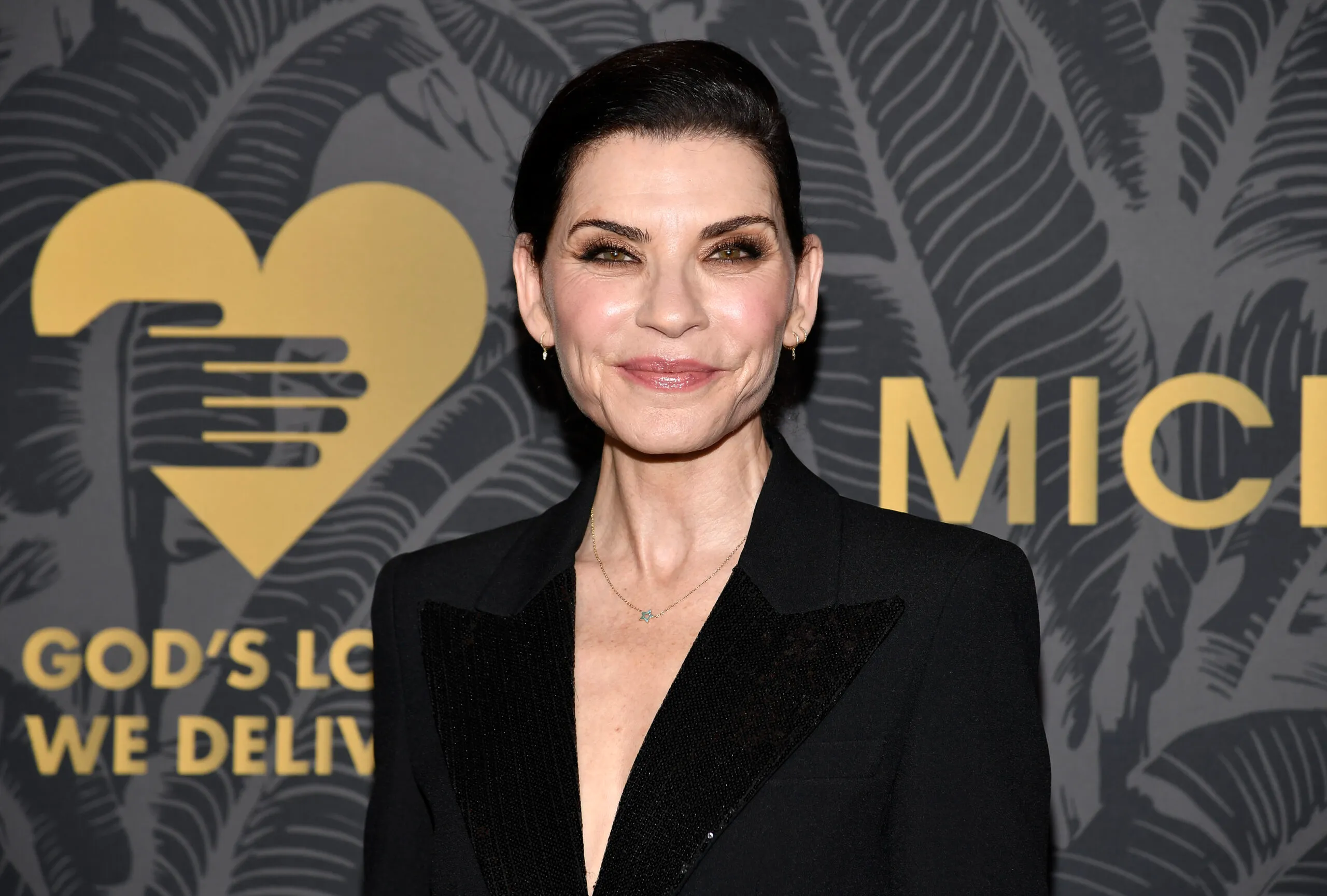The Good Wife actress apologizes for accusing black and LGBT people of antisemitism