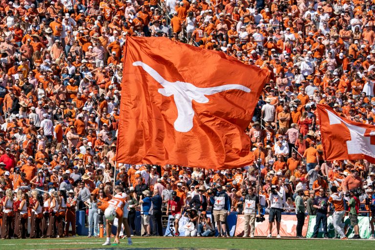 Dead longhorn found outside Oklahoma State fraternity ahead of game against Texas