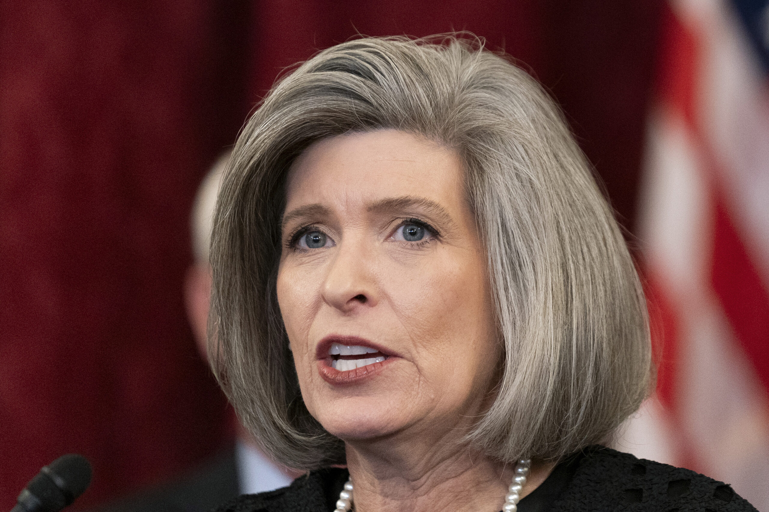 Ernst leads push to crack down on online sales of chemicals used to make fentanyl