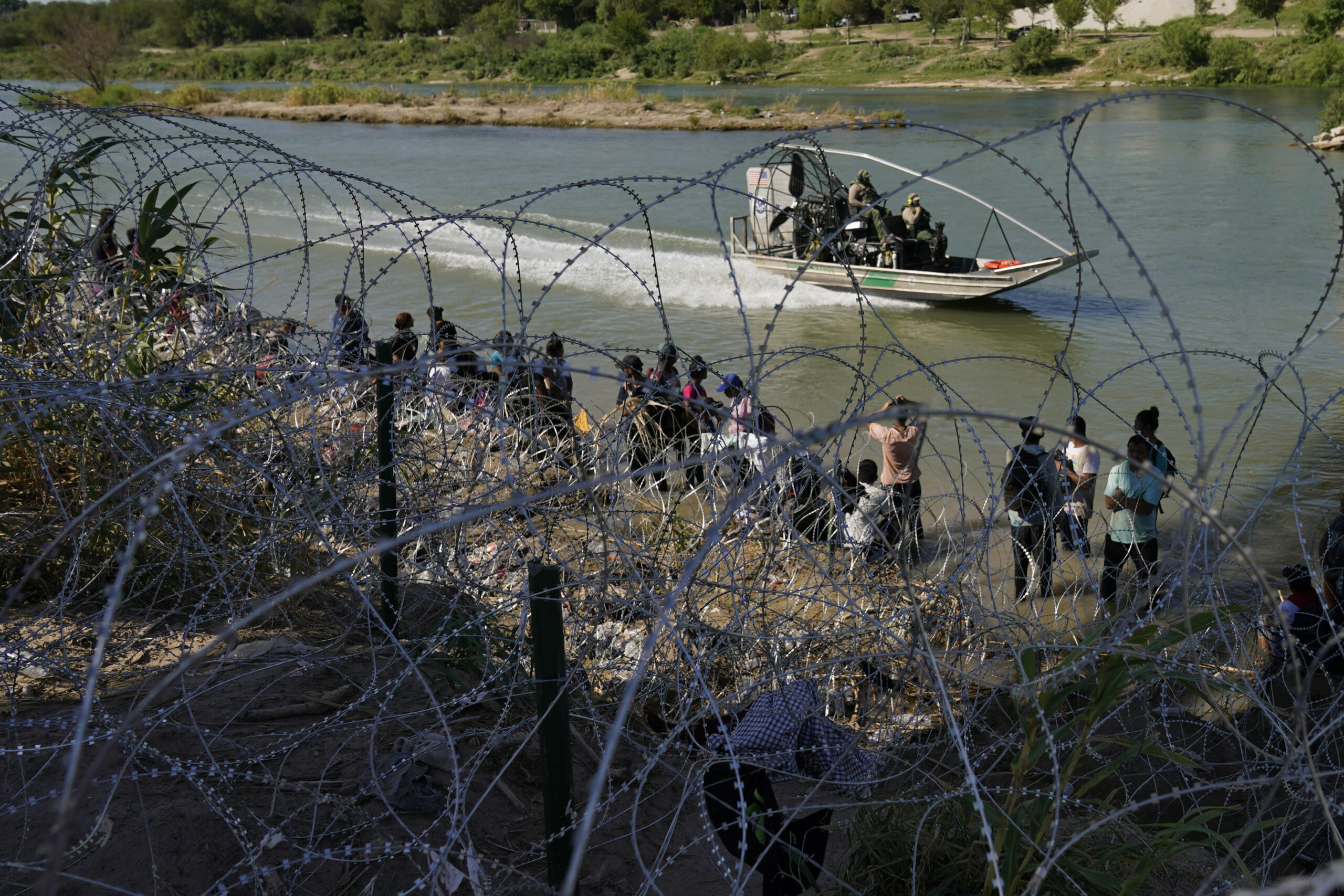 Five thousand illegal immigrants being released daily into the US: Report