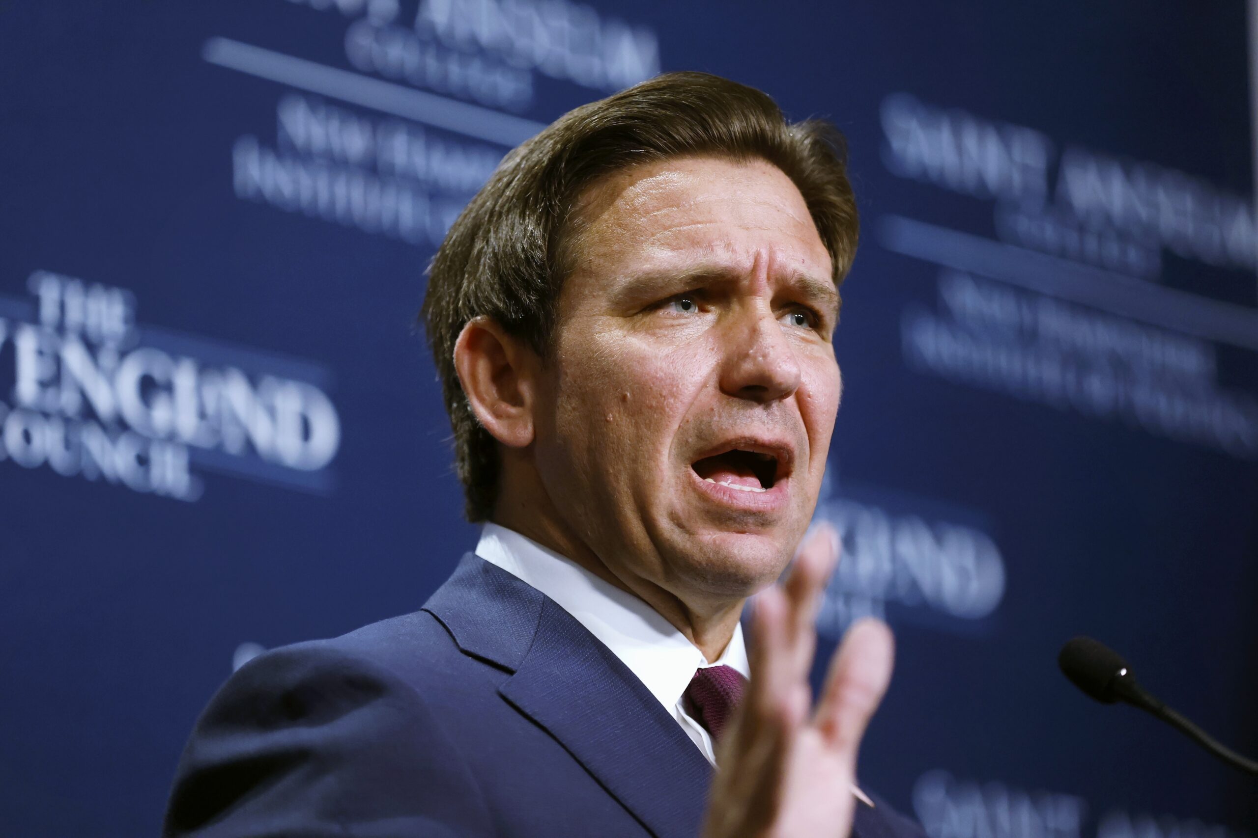 DeSantis arranges weapons to be sent to Israel amid 2024 campaign