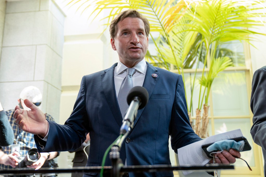 Phillips hits Biden border policy as Dems express outrage