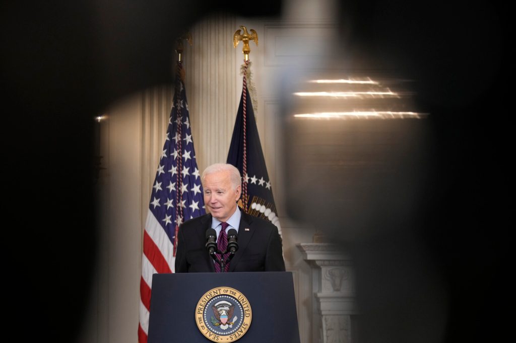 White House says GOP playing politics with national security
