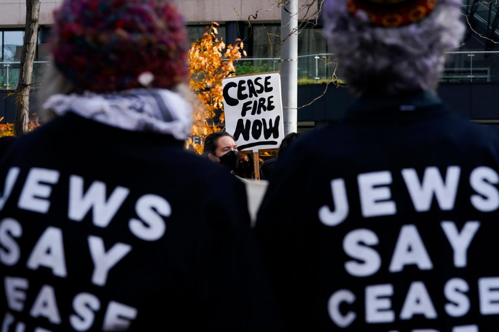 DC bridge shut down by Jewish protesters calling for ceasefire in Gaza