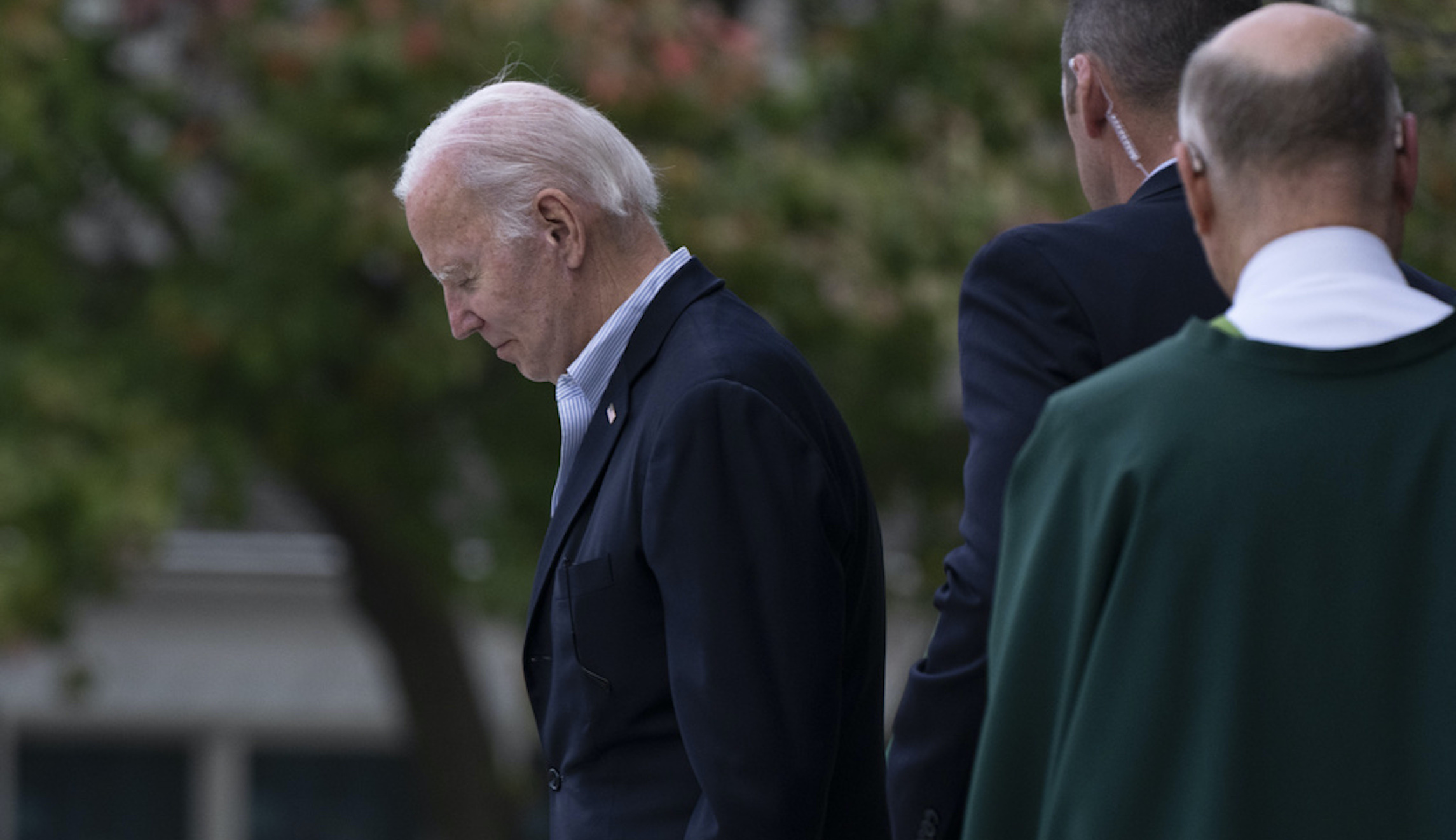 Democratic Party elders sound the alarm on Biden