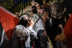 Ugly scenes outside White House as anti-Israel protesters smear entrance with red paint