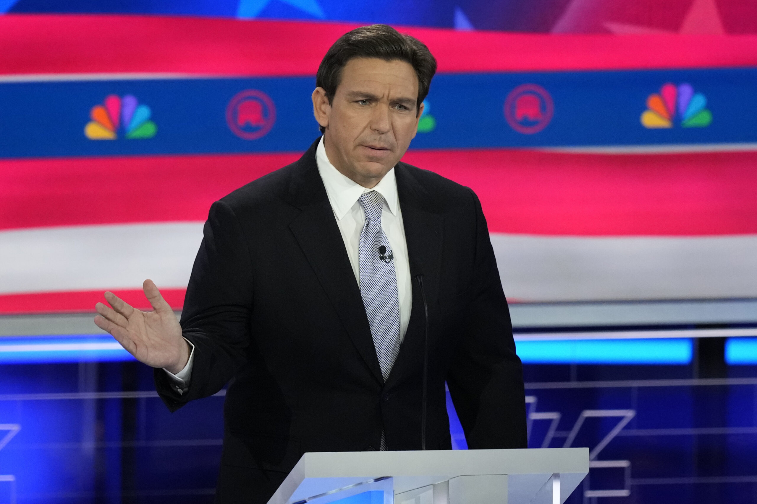 Karl Rove believes DeSantis needs strong performance in Iowa: ‘Do or Die’