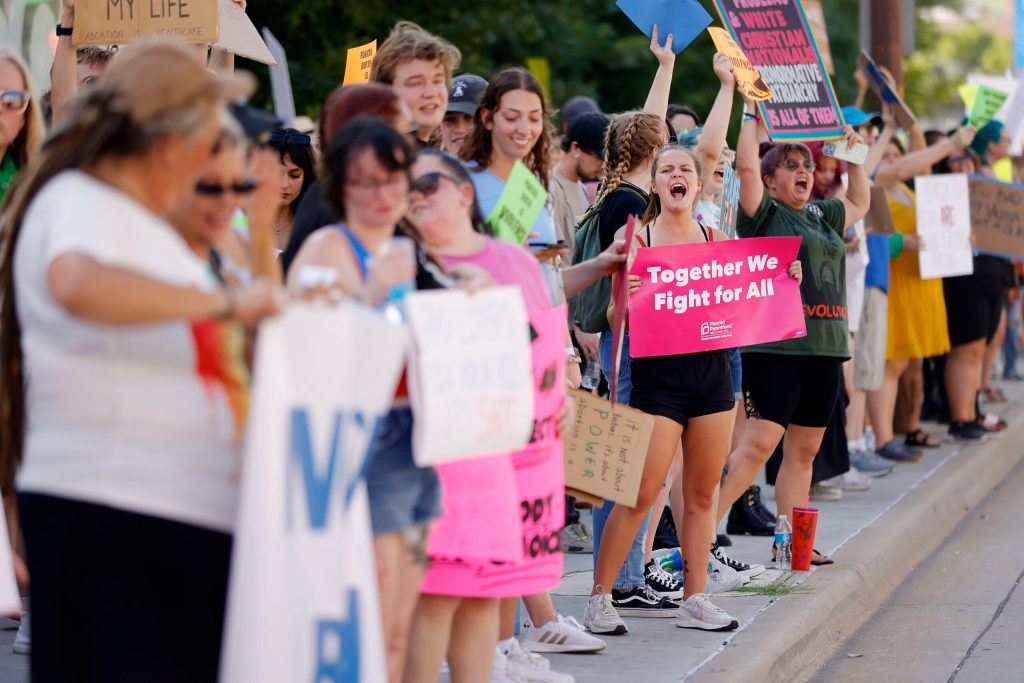 Oklahoma Supreme Court blocks abortion restrictions