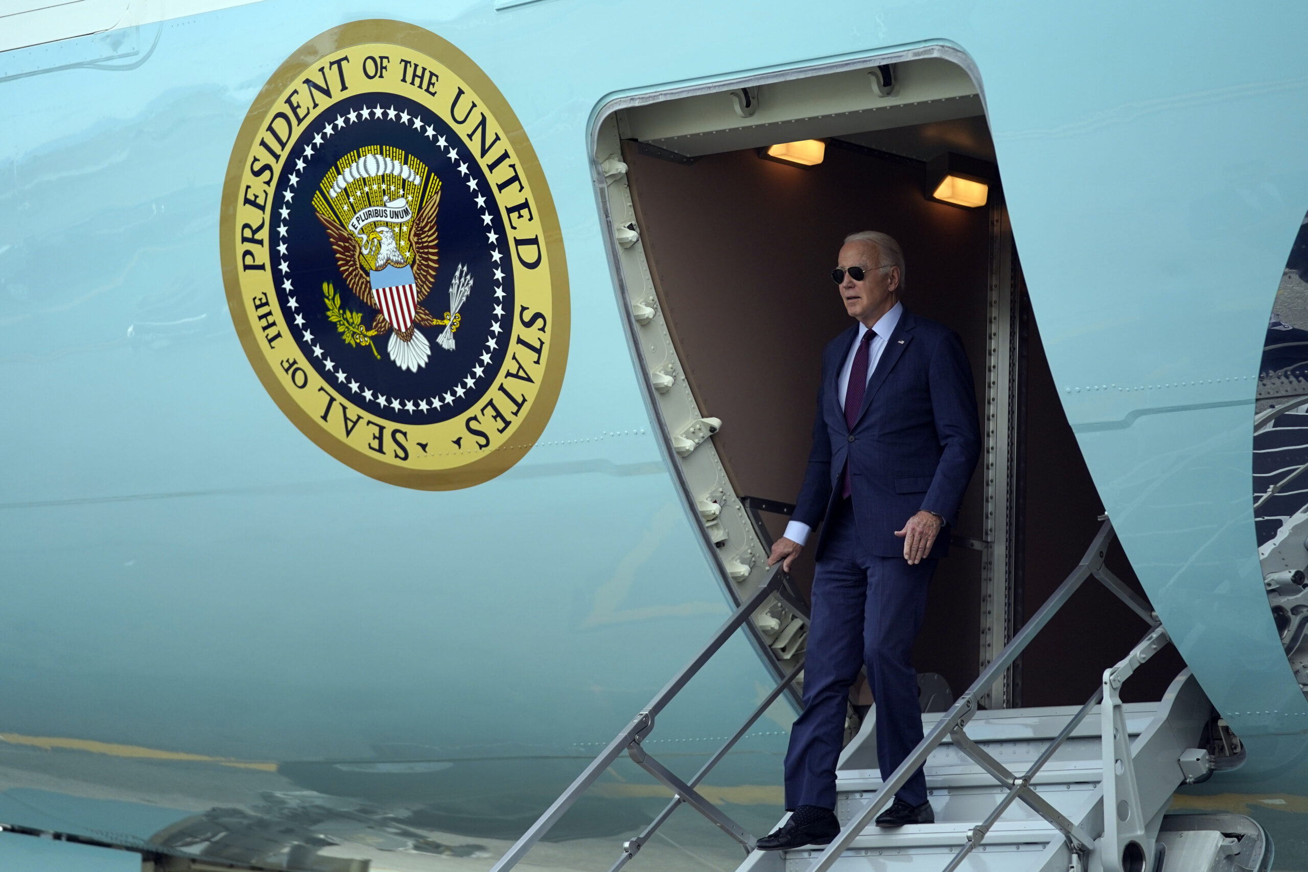 WATCH LIVE: President Joe Biden and first lady host welcome reception for APEC leaders