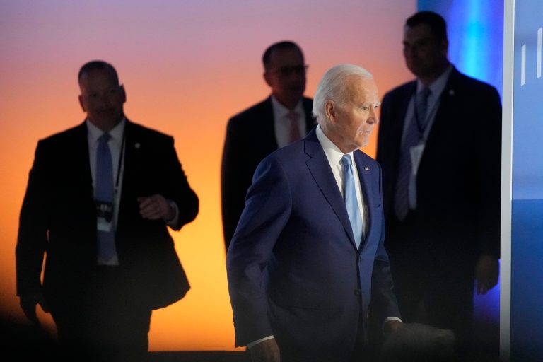 WATCH LIVE: President Biden and first lady host delegation heads for APEC dinner