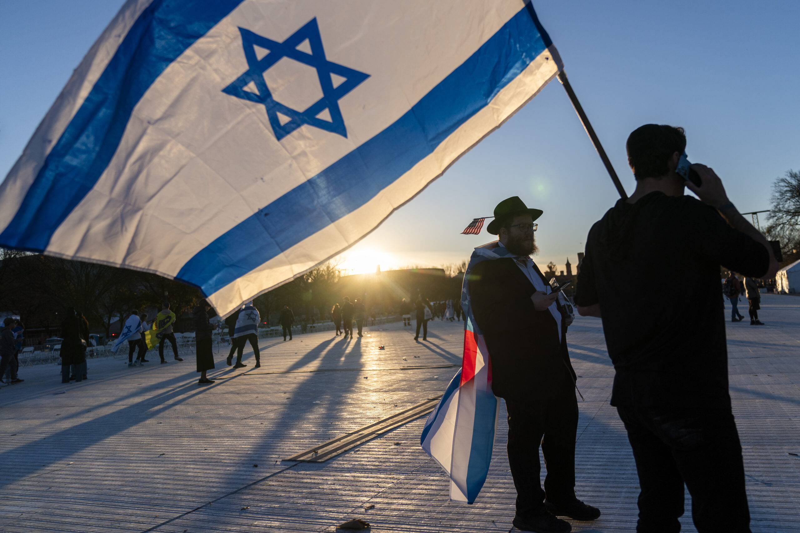 ‘Radicalized’ students storm pro-Israel teacher’s classroom in New York