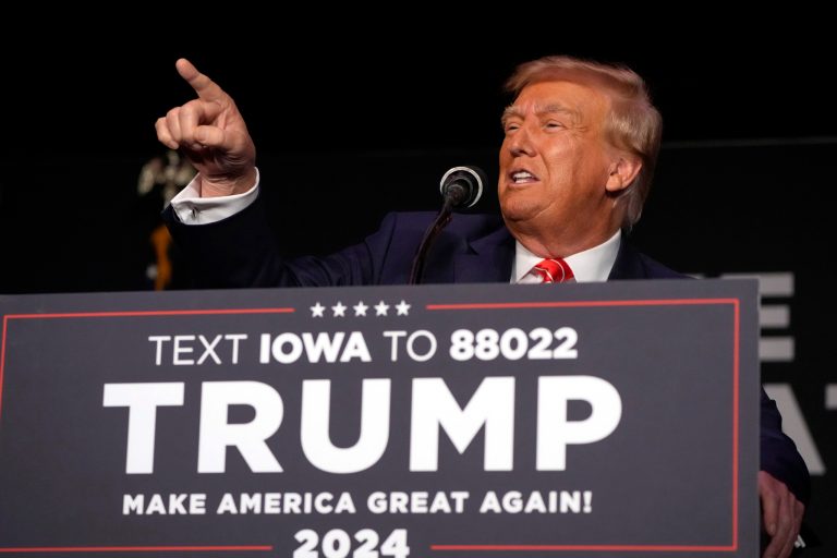 WATCH LIVE: Trump holds campaign rally in Fort Dodge, Iowa