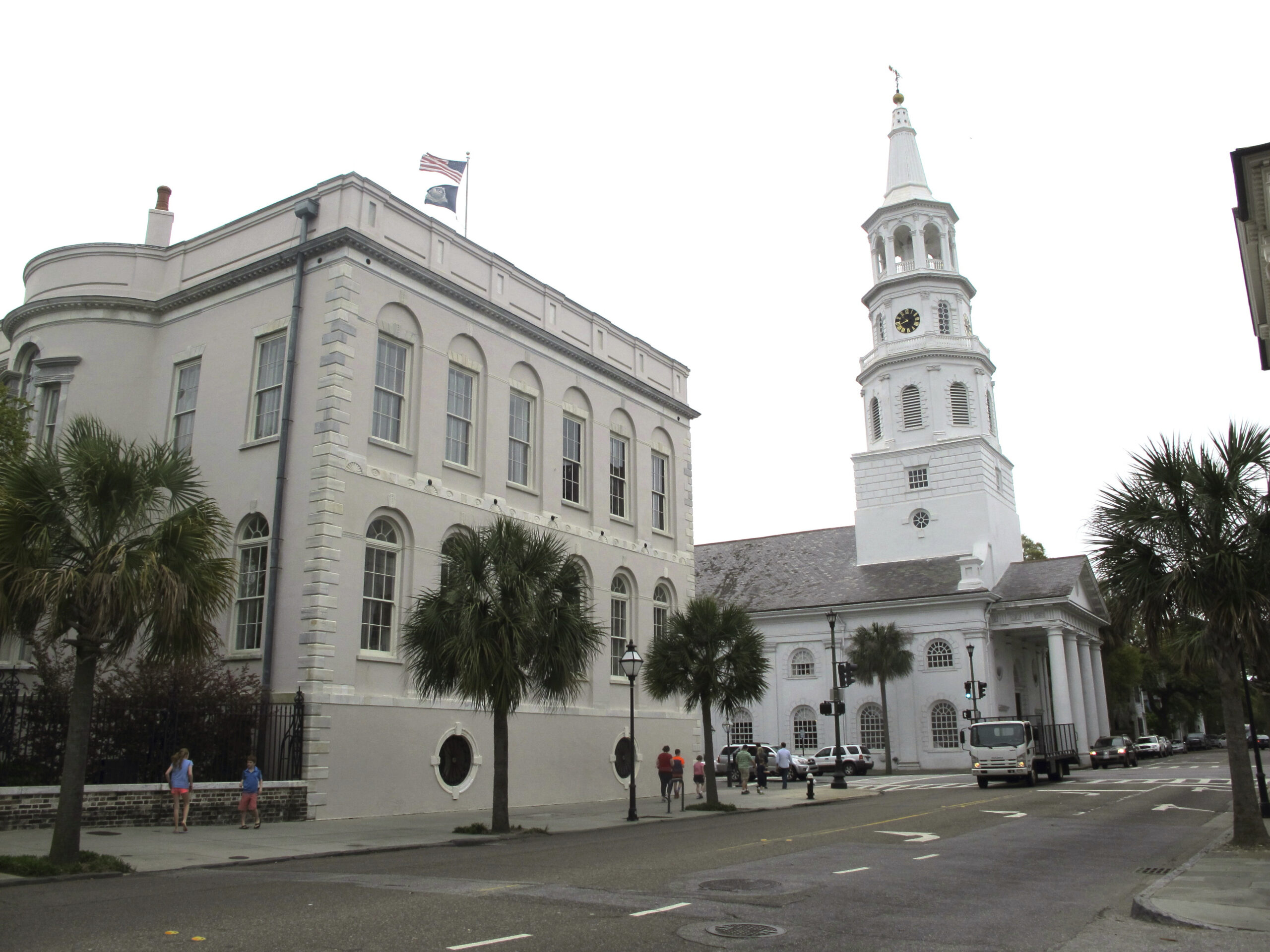 Republican elected mayor of Charleston, South Carolina, for first time in almost 150 years