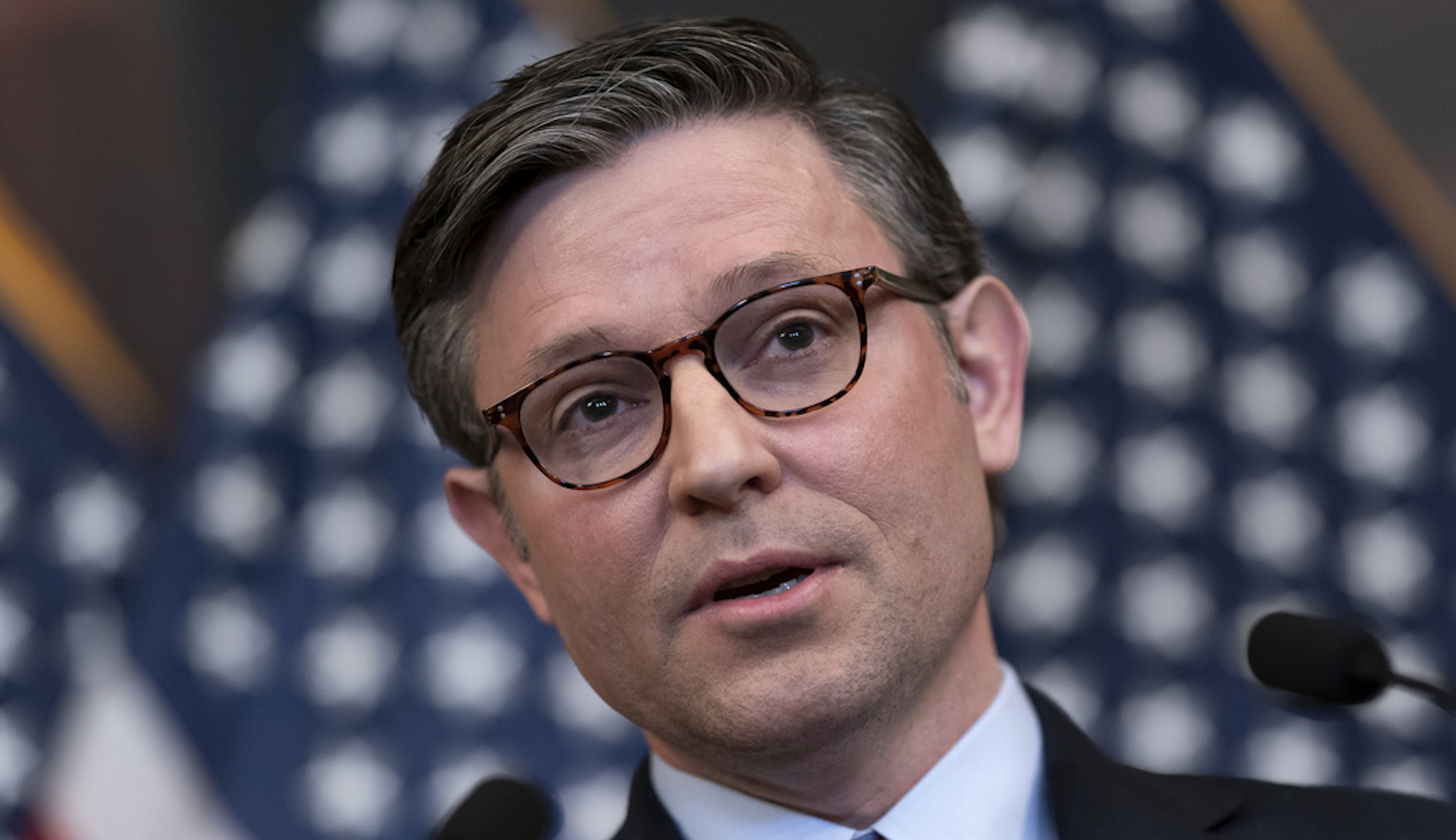 Johnson declines to commit to Senate GOP he’d bundle Ukraine and Israel aid