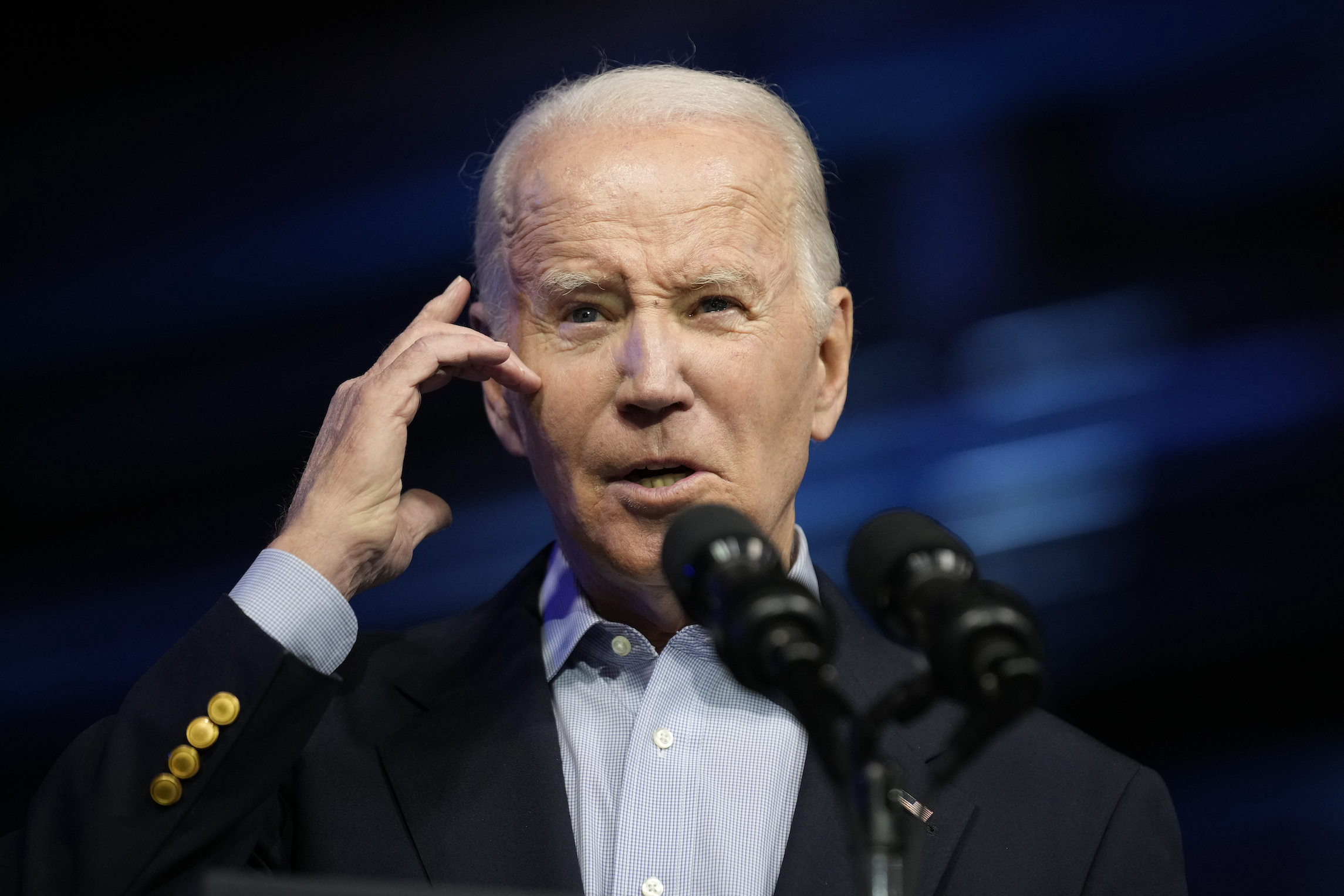 Why Democrats are starting to panic over Biden’s poll numbers