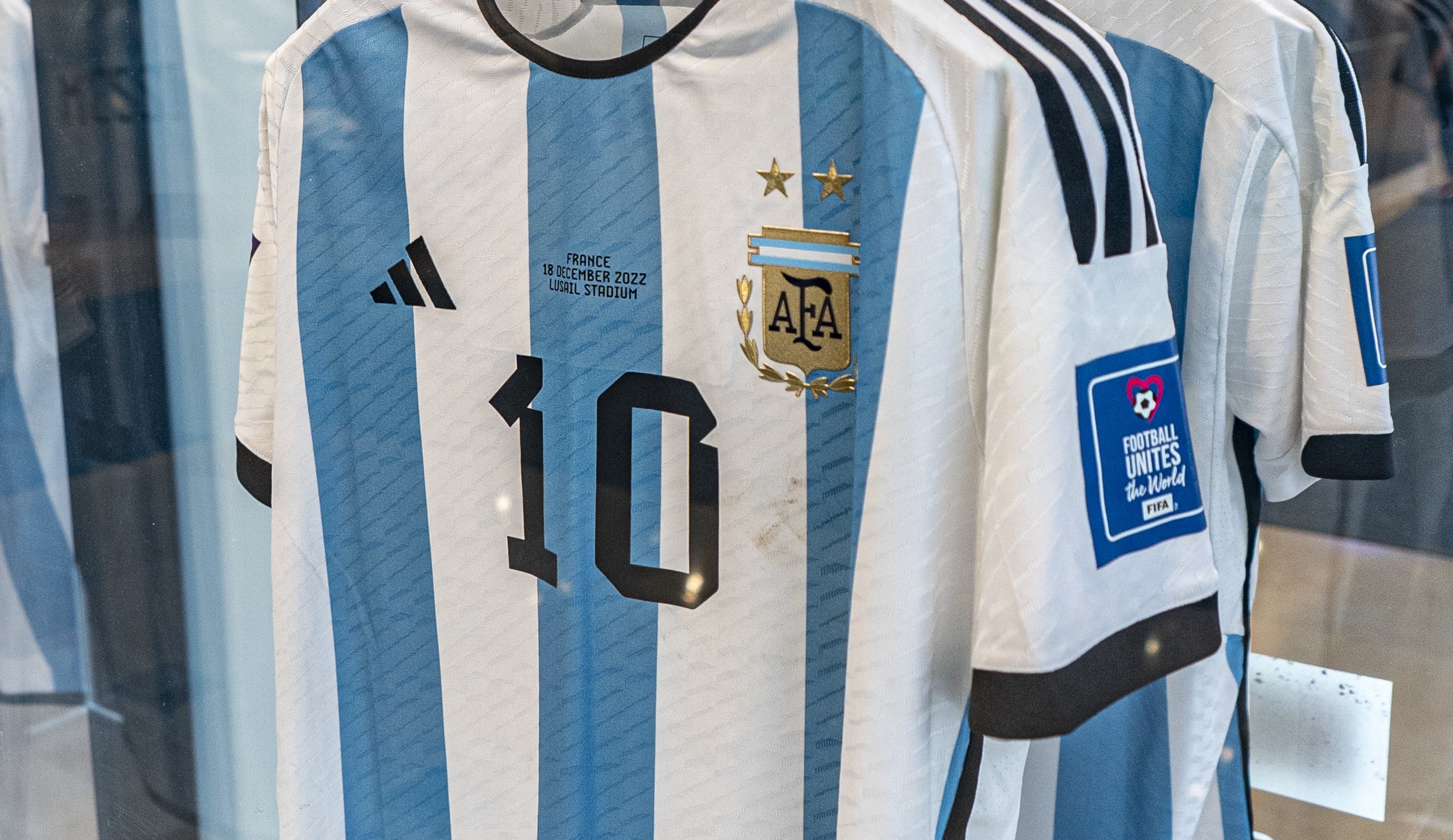 Messi’s 2022 World Cup jerseys fetch $7.8 million at auction
