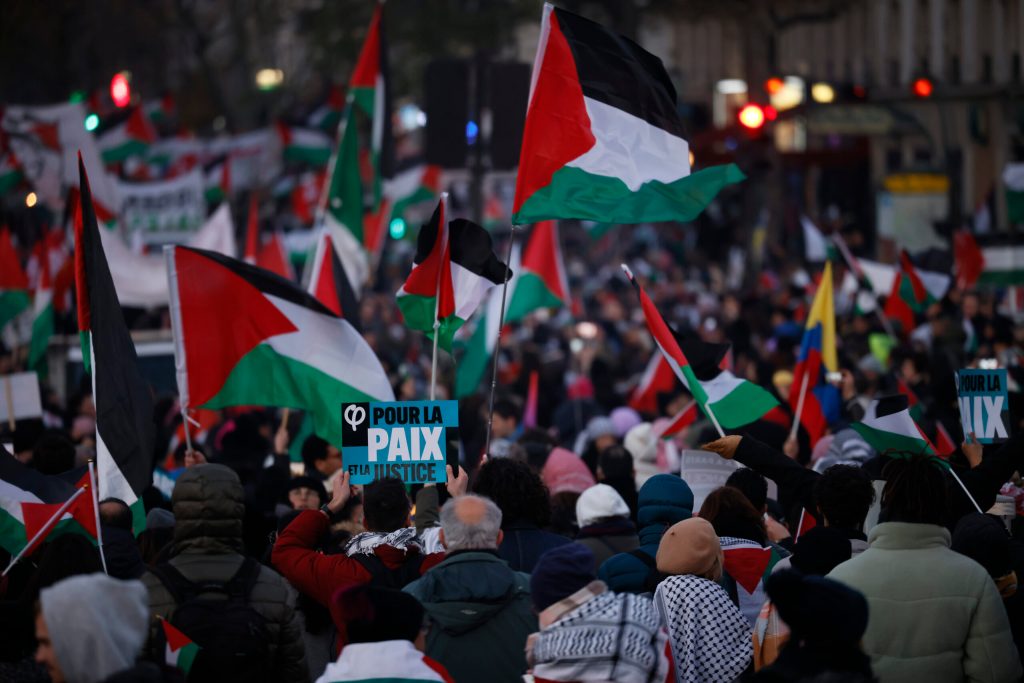 Why are Arab nations denying Gazans the simplest solution of all?