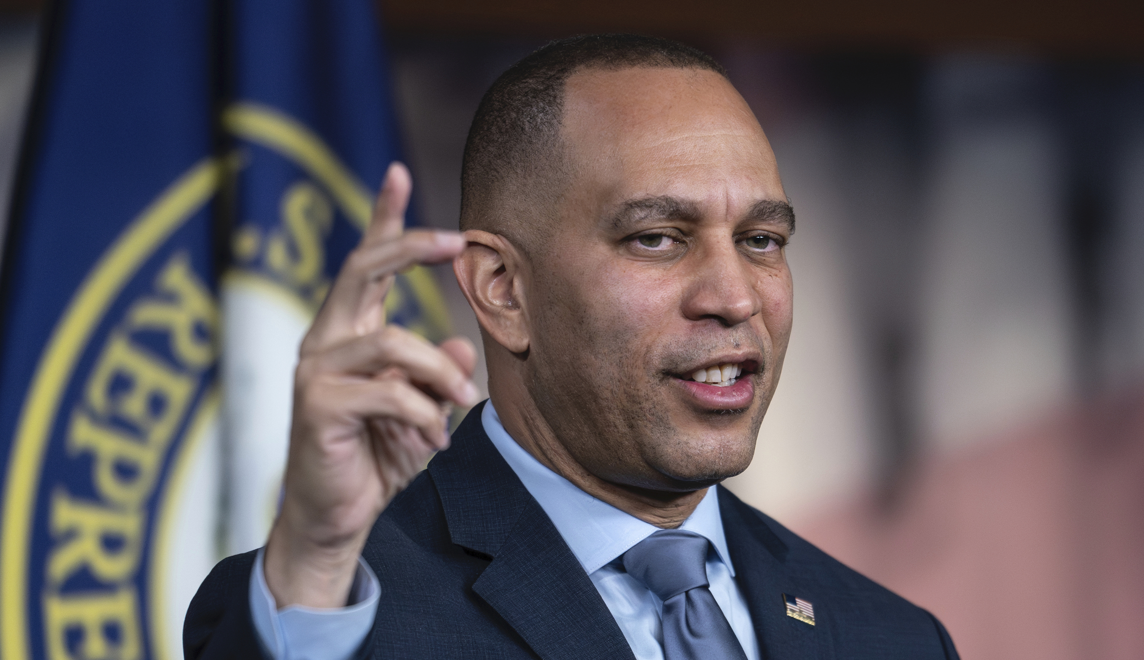 Hakeem Jeffries endorses David Trone in divided Maryland Senate race to succeed Ben Cardin
