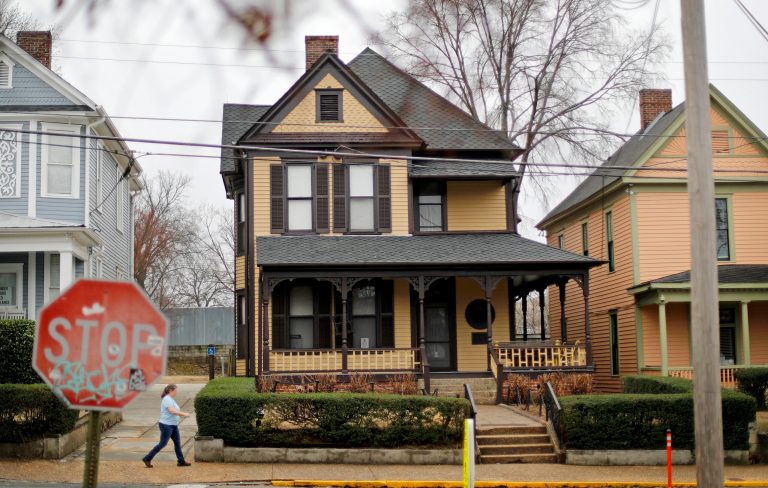 Woman in custody after allegedly trying to burn down birth home of Martin Luther King Jr.