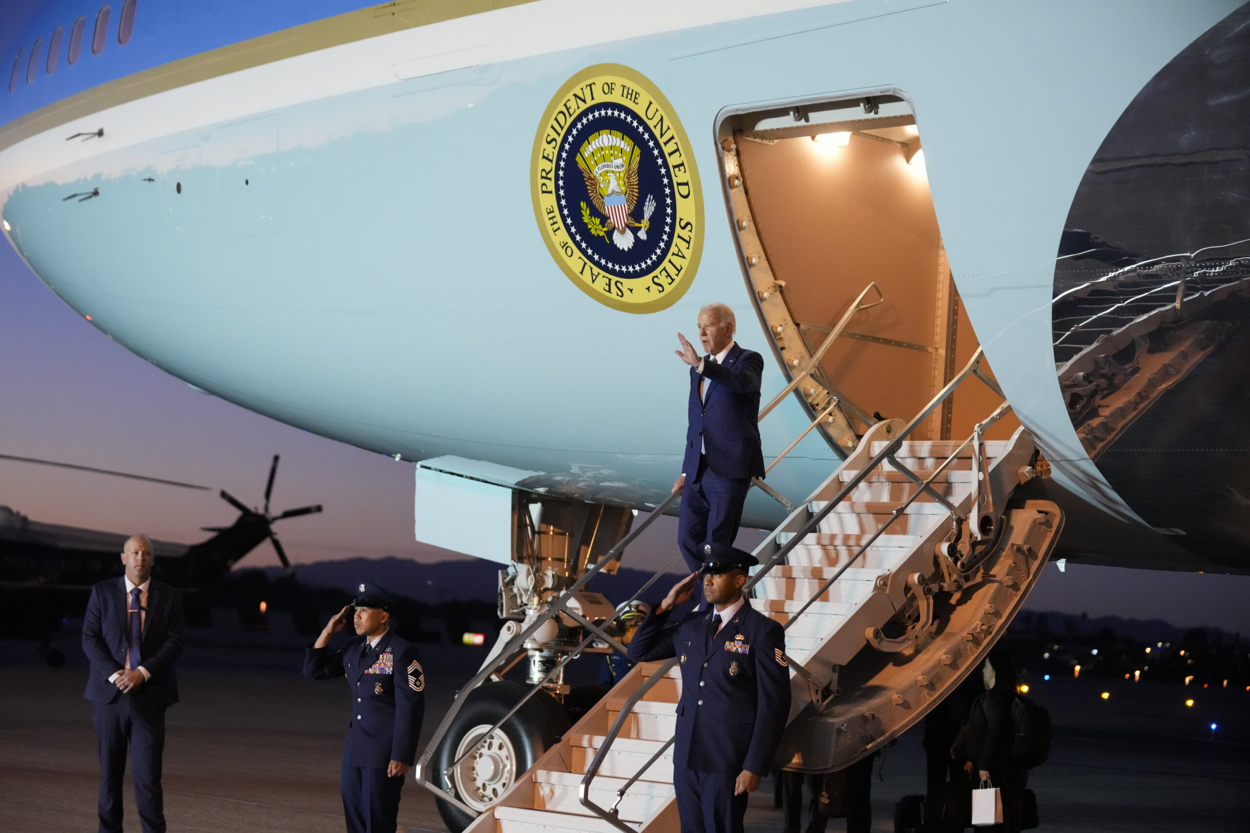 White House Report Card: Biden ‘clown car’ crashes to 37% approval