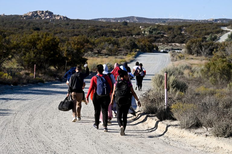 Immigrants overwhelming detention sites draws complaints about facilities in San Diego